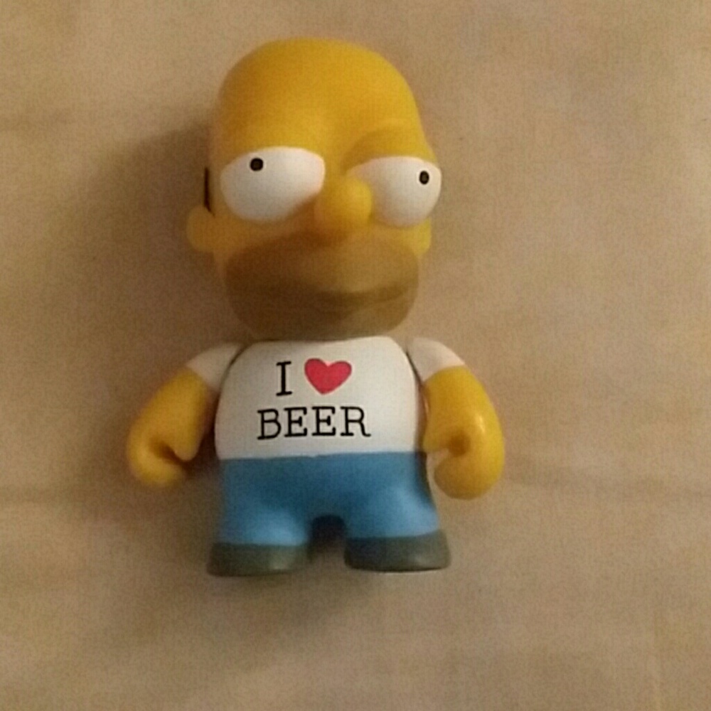 Kidrobot- The Simpson Moe's Tavern Homer